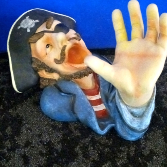 Other - Ceramic Pirate Outstretched Hand put ur favorite bottle in his hand vintage1960s